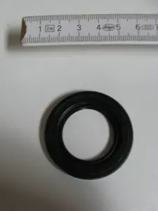 картинка Сальник со ст. вала 30х47х7 ED0012130600-S